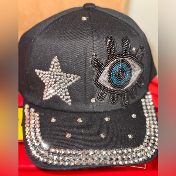 Be Protected with the CUTEST HAT! Evil Eye - Picture 1 of 1